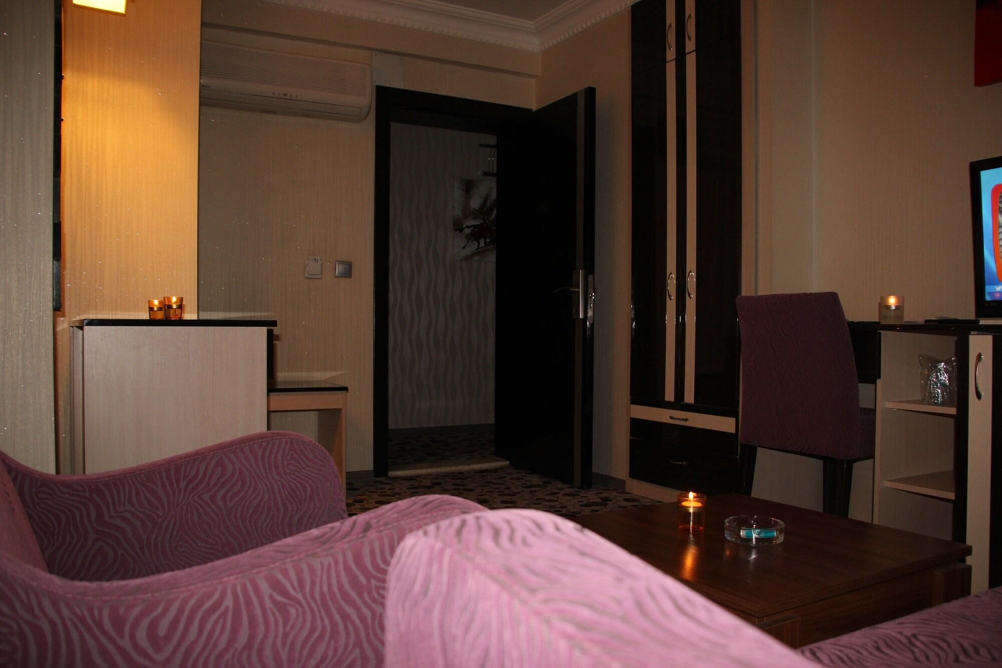 Ankara Risiss Hotel エクステリア 写真